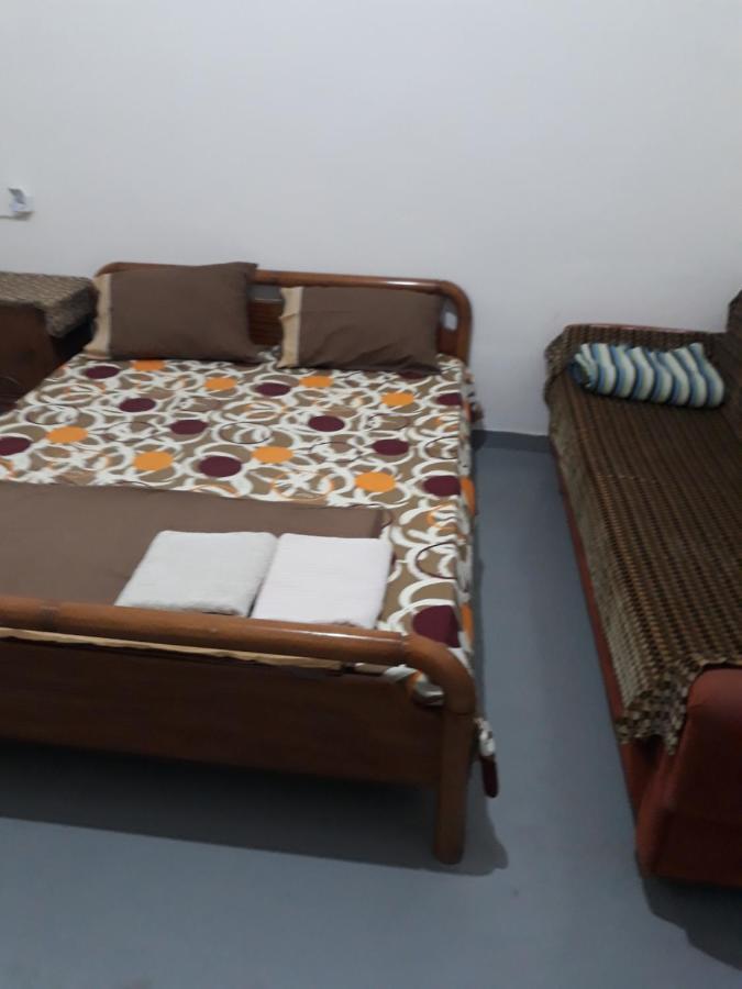 Ngm . Home Pireu Exterior foto